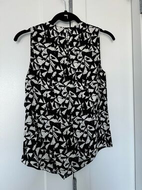 A.L.C. Silk Black and White Geometric Sleeveless Camisole